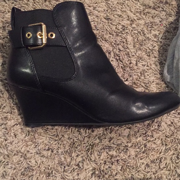 Payless Shoes - DeFlex Comfort Black Wedge Booties. Size 7.5